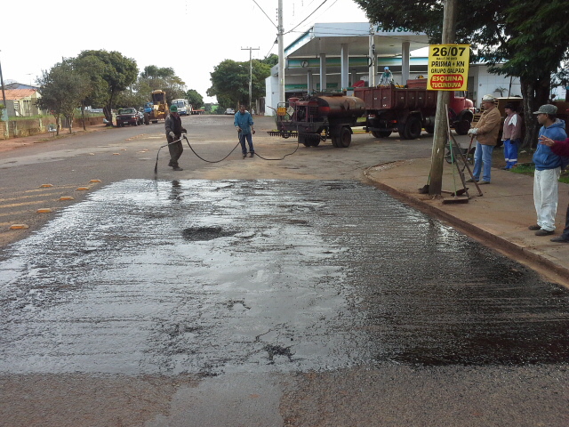 SECRETARIA DE OBRAS REALIZA ATIVIDADES NA CIDADE